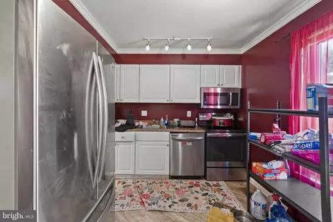 Kitchen - 117 Bourbon Ct, Parkville, MD 21234 photo 1 of 2