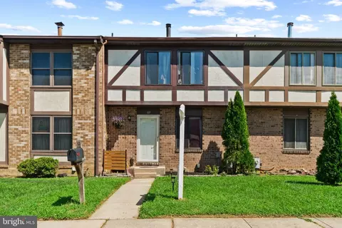 Exterior - 117 Bourbon Ct, Parkville, MD 21234 photo 2 of 11