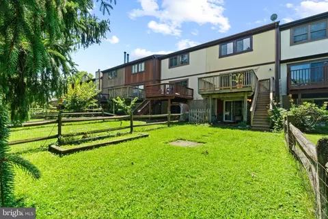 Exterior - 117 Bourbon Ct, Parkville, MD 21234 photo 7 of 11