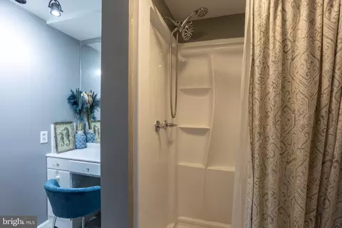 Bath - 5705 Daybreak Ter, Baltimore, MD 21206 photo 2 of 2