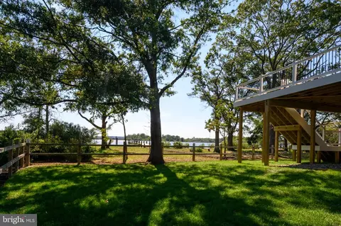 Exterior - 7305 Geise Ave, Sparrows Point, MD 21219 photo 6 of 8