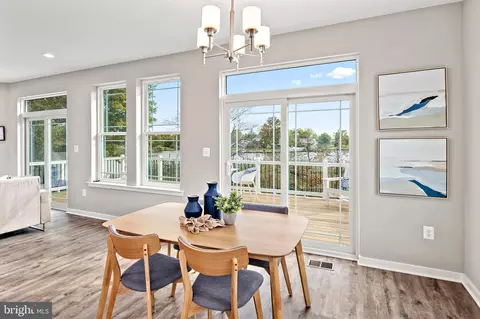 Dining - 7305 Geise Ave, Sparrows Point, MD 21219 photo 2 of 2