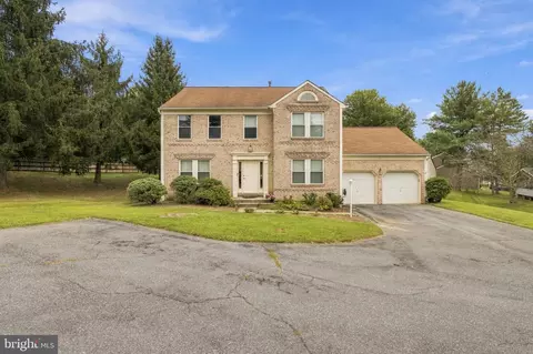 17 Strawhill Ct, Owings Mills, MD 21117