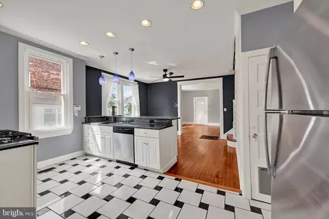 Kitchen - 332 Ridge Ave, Towson, MD 21286 photo 4 of 4