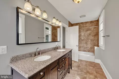 Bath - 332 Ridge Ave, Towson, MD 21286 photo 2 of 2