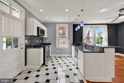 Kitchen - 332 Ridge Ave, Towson, MD 21286 photo 3 of 4