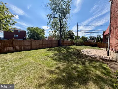 Exterior - 1033 Circle Dr, Halethorpe, MD 21227 photo 6 of 6