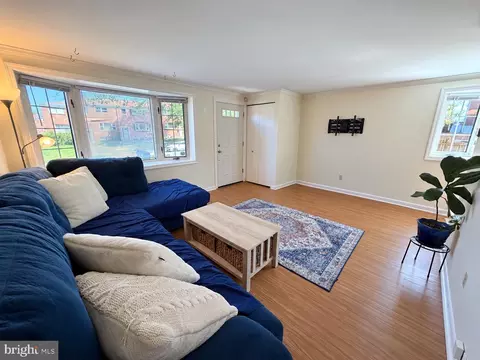 Living - 1033 Circle Dr, Halethorpe, MD 21227 photo 2 of 5