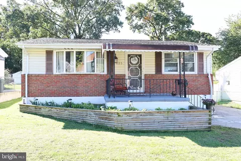225 Oberle Ave, Essex, MD 21221