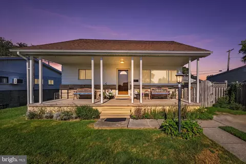 Exterior - 26 Compass Rd, Middle River, MD 21220 photo 1 of 3