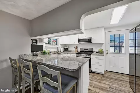 Kitchen - 26 Compass Rd, Middle River, MD 21220 photo 2 of 5
