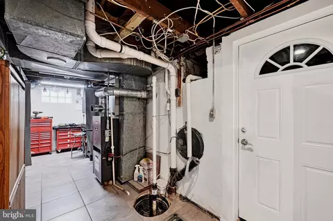 Entry Way - 26 Compass Rd, Middle River, MD 21220 photo 2 of 2