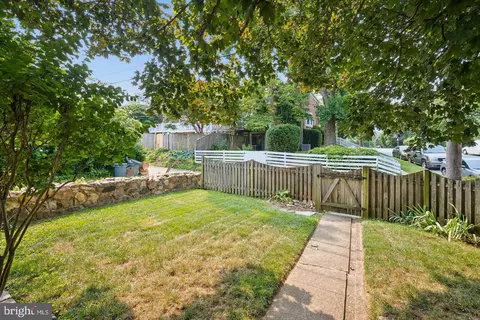 Exterior - 201 Brandon Rd, Baltimore, MD 21212 photo 4 of 11