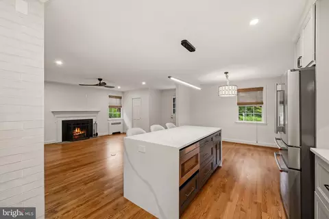 Kitchen - 6905 Kenleigh Rd, Baltimore, MD 21212 photo 3 of 11