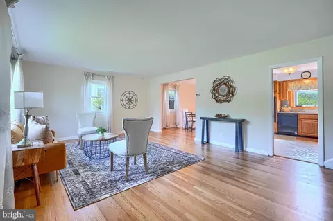 815 Branford Cir, Lutherville Timonium, MD 21093