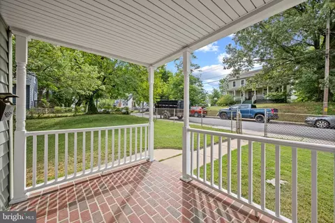 Exterior - 210 4th Ave, Lansdowne, MD 21227 photo 3 of 11