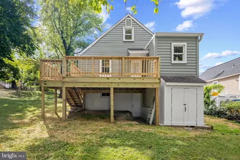 Exterior - 210 4th Ave, Lansdowne, MD 21227 photo 7 of 11