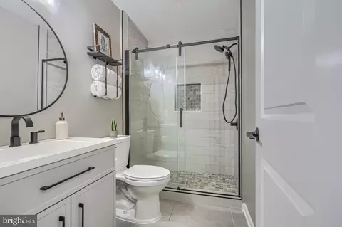 Bath - 8 Manor Brook Rd, Monkton, MD 21111 photo 5 of 9
