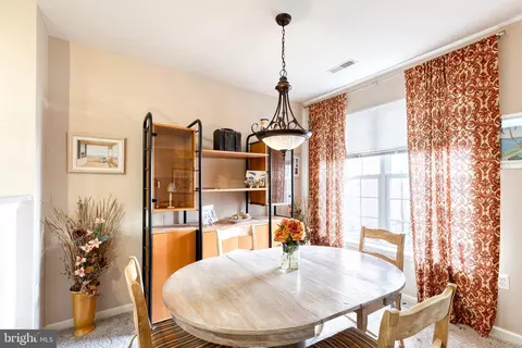 400 Symphony Cir #67A, Hunt Valley, MD 21030