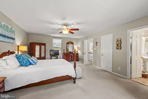Bedroom - 13712 Manda Mill Ln, Phoenix, MD 21131 photo 3 of 8