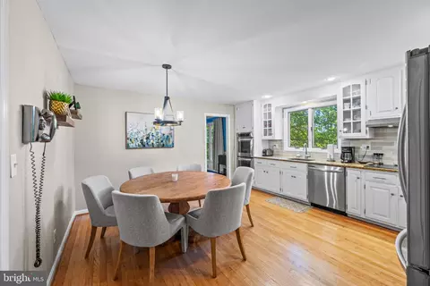 Dining - 13712 Manda Mill Ln, Phoenix, MD 21131 photo 5 of 5