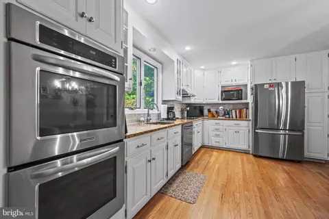 Kitchen - 13712 Manda Mill Ln, Phoenix, MD 21131 photo 1 of 3