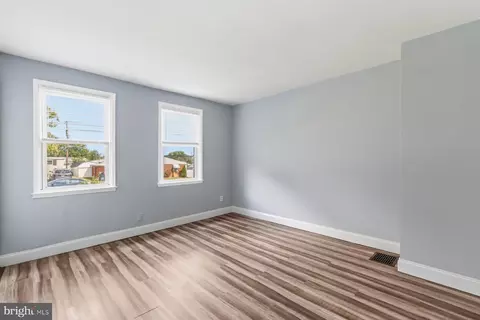 Living - Undisclosed, Dundalk, MD 21222 photo 2 of 3