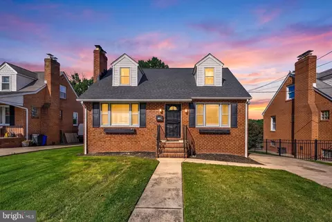 338 Ida Ave, Essex, MD 21221
