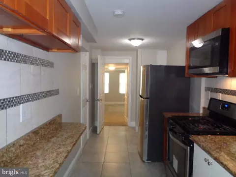 8516 Chestnut Oak Rd, Parkville, MD 21234
