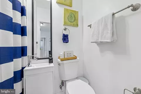 Bath - 508 46th St, Baltimore, MD 21224 photo 4 of 4