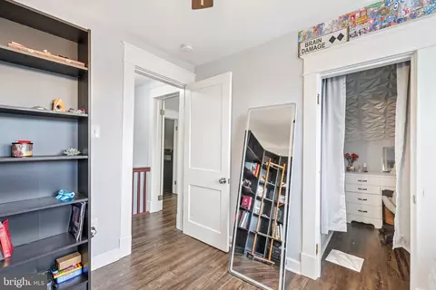 Entry Way - 508 46th St, Baltimore, MD 21224 photo 8 of 10