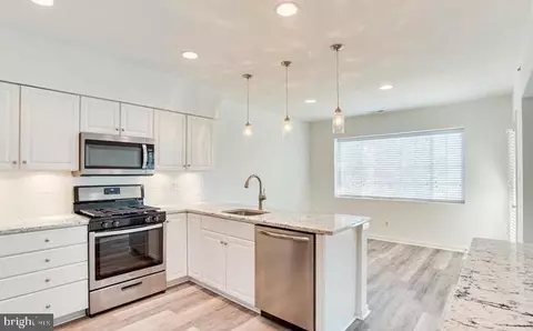 416 Rockfleet Rd #201, Lutherville Timonium, MD 21093
