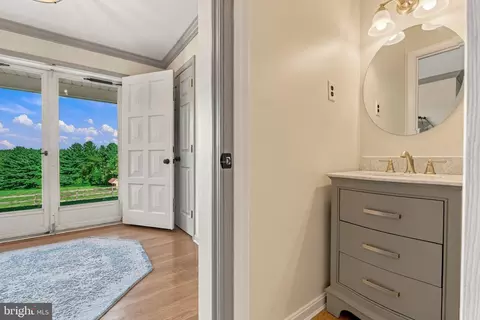Entry Way - 13639 Pleasantville Rd, Baldwin, MD 21013 photo 3 of 7