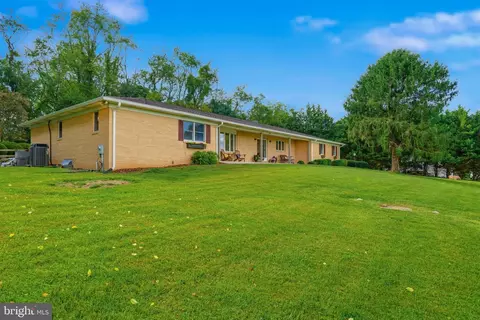 Exterior - 13639 Pleasantville Rd, Baldwin, MD 21013 photo 13 of 16