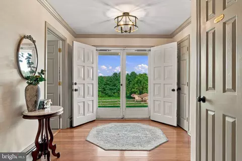 Entry Way - 13639 Pleasantville Rd, Baldwin, MD 21013 photo 1 of 7