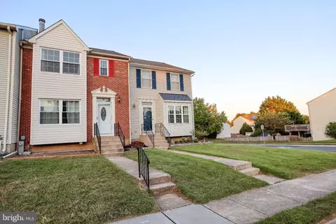 Exterior - 4 Cashell Ct, Nottingham, MD 21236 photo 3 of 8