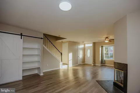 Living - 4 Cashell Ct, Nottingham, MD 21236 photo 3 of 9