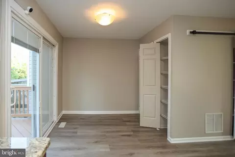 Entry Way - 4 Cashell Ct, Nottingham, MD 21236 photo 2 of 8