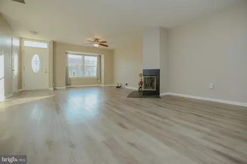 Living - 4 Cashell Ct, Nottingham, MD 21236 photo 4 of 9