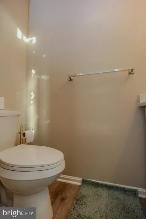 Bath - 4 Cashell Ct, Nottingham, MD 21236 photo 2 of 10