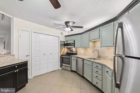 Kitchen - 205 E Joppa Rd #707, Towson, MD 21286 photo 1 of 6