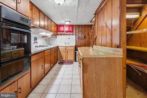 Kitchen - 5203 Benson Ave, Halethorpe, MD 21227 photo 2 of 2