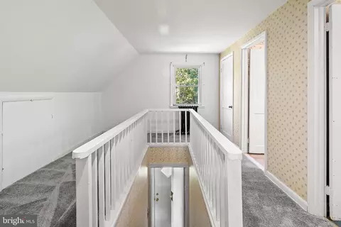 Entry Way - 5203 Benson Ave, Halethorpe, MD 21227 photo 8 of 9