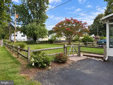 5203 Benson Ave, Halethorpe, MD 21227 photo 3