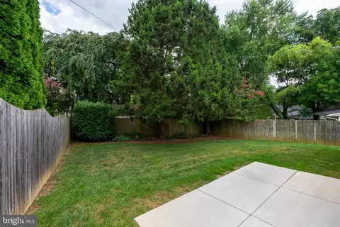 106 Overcrest Rd, Towson, MD 21286 photo 3