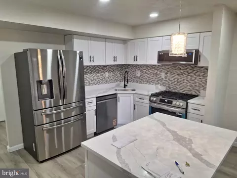 Kitchen - 6 Longstream Ct #101, Baltimore, MD 21209 photo 2 of 3