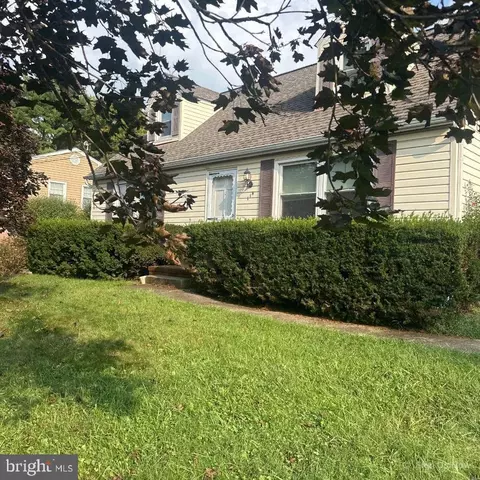 114 Warren Rd, Cockeysville, MD 21030