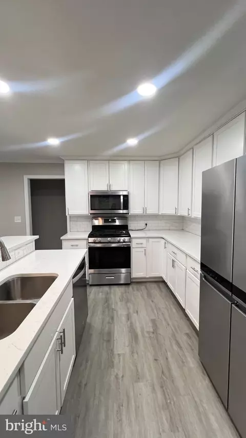 Kitchen - 4427 Annapolis Rd, Halethorpe, MD 21227 photo 1 of 3