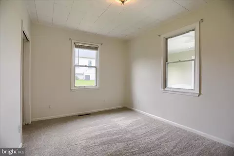 Bedroom - 7606 Avondale Ave, Baltimore, MD 21224 photo 7 of 10
