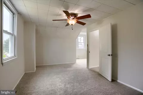 Bedroom - 7606 Avondale Ave, Baltimore, MD 21224 photo 4 of 10